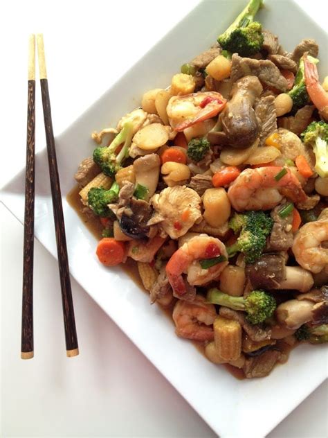 happy-family-stir-fry-the-cooking-jar image