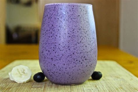blueberry-banana-smoothie-antioxidant-gluten-free image
