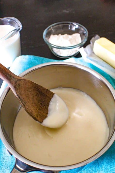 basic-white-cream-sauce-bechamel-sauce image