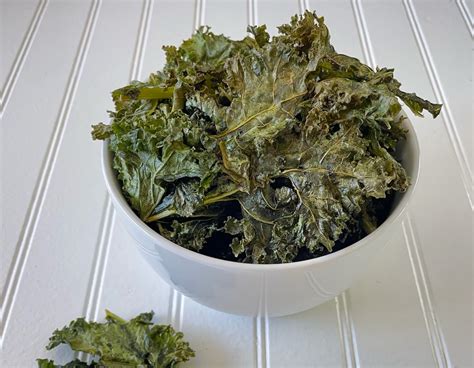 salt-and-vinegar-kale-chips image