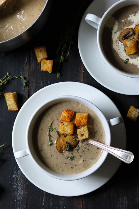 creamy-mushroom-soup-with-croutons-the-last image