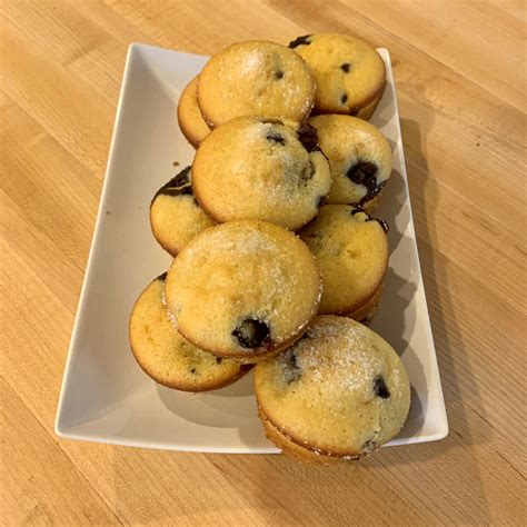 mary-berrys-blueberry-and-vanilla-muffins-bigoven image