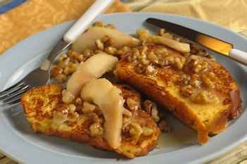 french-toast-with-spiced-pears-ihavenetcom image