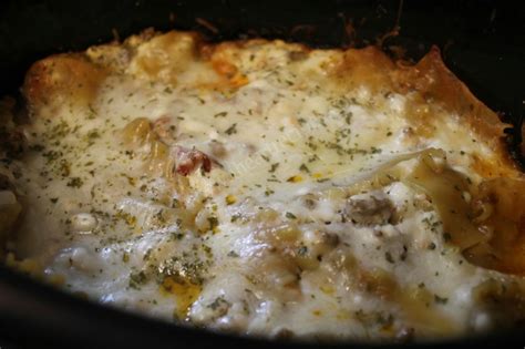 slow-cooker-beef-lasagna-recipe-i-heart image