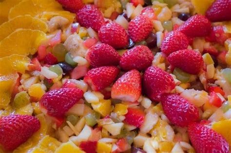 how-to-make-deluxe-fruit-salad-recipe-recipesnet image
