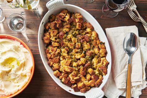 classic-traditional-thanksgiving-stuffing-recipe-the image