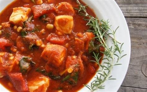 recipe-for-delicious-fish-soup-with-iranian-saffron image