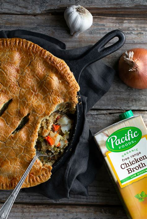 hearty-gluten-free-chicken-pot-pie-recipe-pacific-foods image