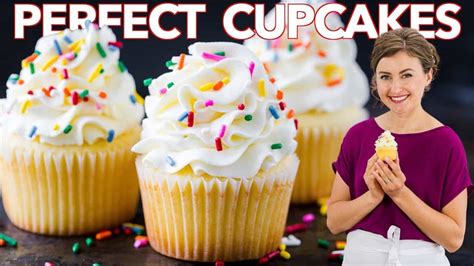 perfect-vanilla-cupcake-recipe-video image