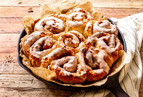 soft-and-fluffy-gluten-free-cinnamon-rolls-bobs-red-mill image