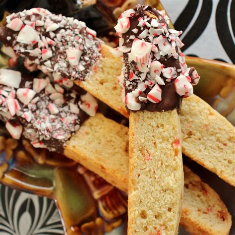 chocolate-dipped-peppermint-biscotti-mission-food image
