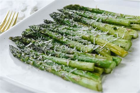 grilled-asparagus-recipe-from-your-homebased-mom image