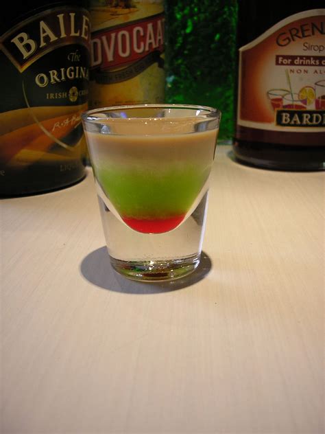 top-15-midori-drinks-with-recipes-only-foods image