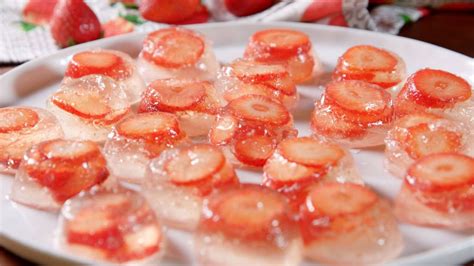best-strawberry-champagne-jell-o-shots-recipe-delish image