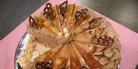 best-hazelnut-caramel-dobos-torte-recipes-food image