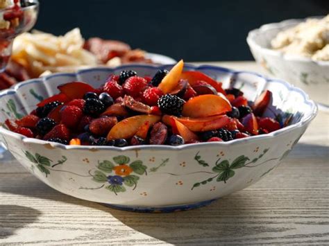balsamic-macerated-berries-and-fruits image