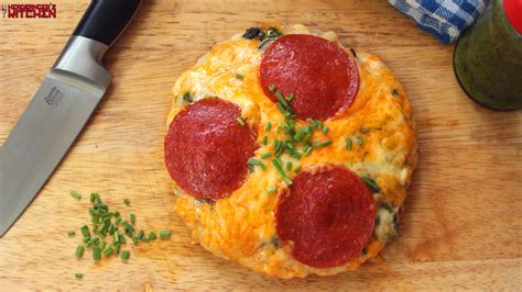 meatzza-meat-crust-pizza-no-carb-pizza-crust image