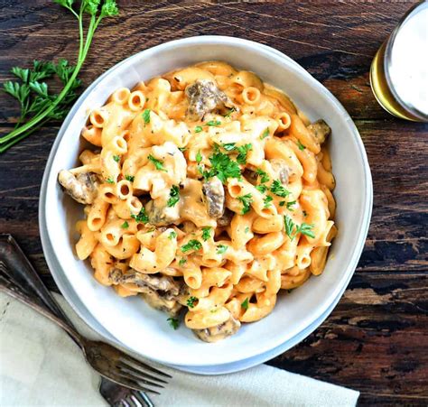 beer-mac-and-cheese-with-steak-bites-i-am-homesteader image