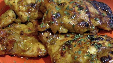 honey-curry-chicken-thighs-recipe-divas-can-cook image