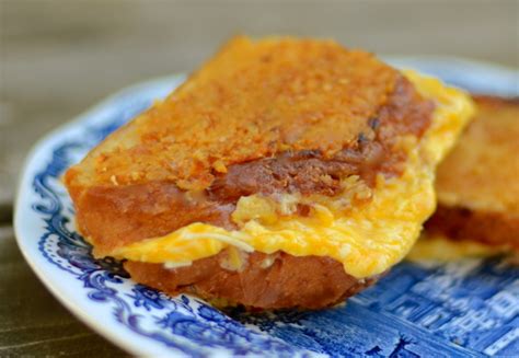 the-ultimate-parmesan-crusted-grilled-cheese-sandwich image