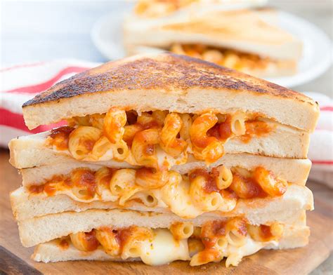 spaghetti-grilled-cheese-sandwiches-kirbies-cravings image