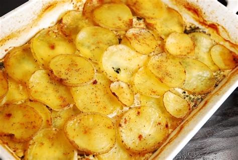 spinach-feta-and-potato-au-gratin-recipe-5-points image