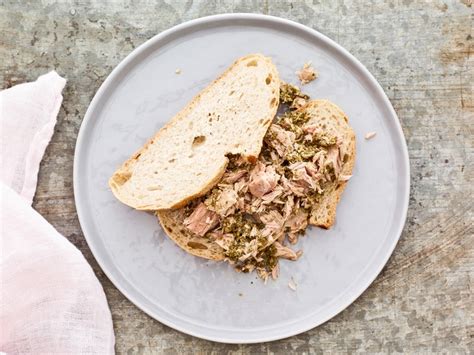 pesto-tuna-sandwich-recipe-self image
