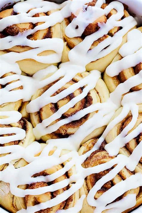 mashed-potato-cinnamon-rolls-creme-de-la-crumb image