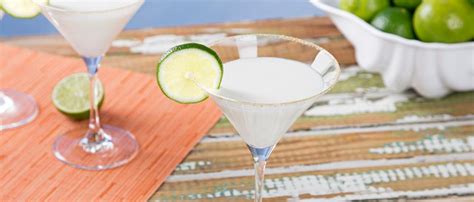 key-lime-pie-martini-the-cocktail-project image