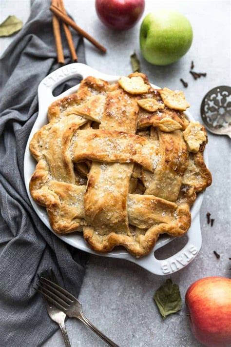 easy-apple-pie-recipe-the-best-homemade-apple-pie image