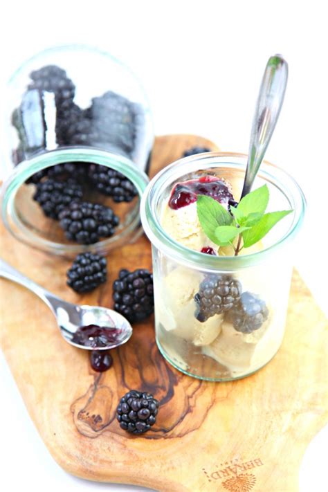 sweet-corn-and-blackberry-ice-cream-bell-alimento image