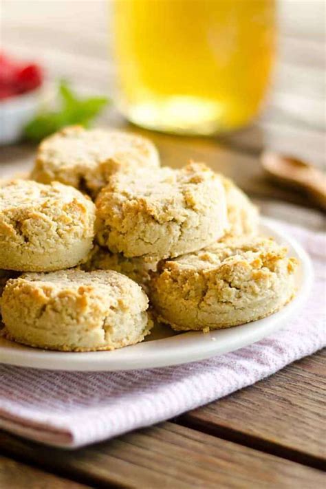 easy-paleo-biscuits-recipe-paleo-biscuit-recipe-with image