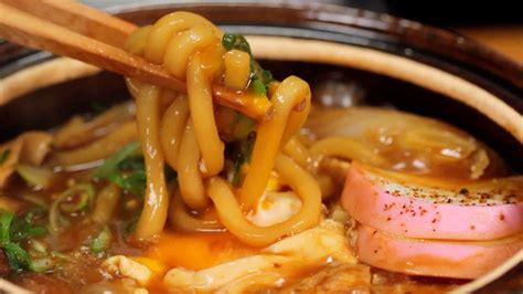 miso-nikomi-udon-recipe-udon-noodles-simmered-in image