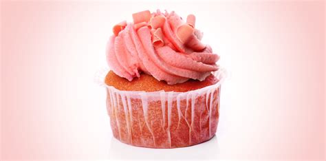 raspberry-ros-cupcake-recipe-thebacklabel image