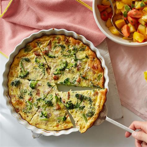 crustless-broccoli-and-sausage-quiche-healthy image
