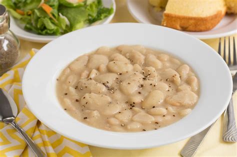 creamy-old-fashioned-southern-butter-beans image
