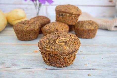 low-carb-apple-cinnamon-flaxseed-muffins image