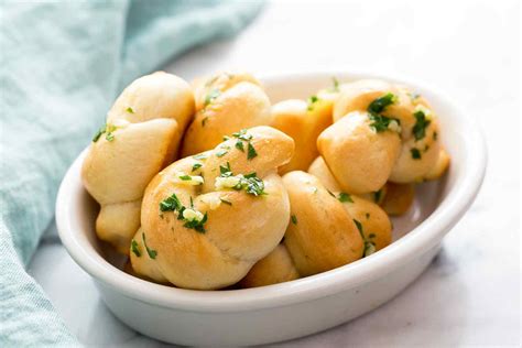 garlic-knots-recipe-simply image