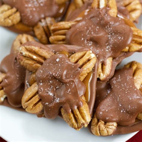 chocolate-caramel-pecan-clusters-turtles-gf-918 image