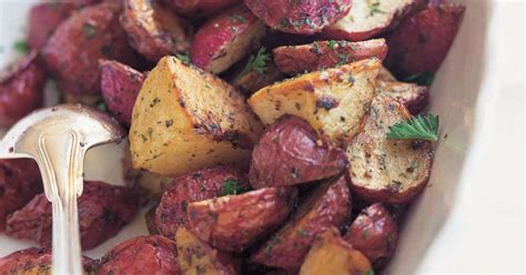 barefoot-contessa-garlic-roasted-potatoes image