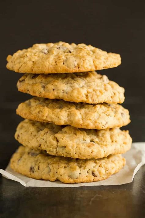 oatmeal-chocolate-chip-cookies-brown image
