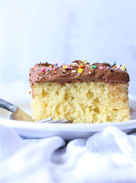 homemade-cake-mix-recipe-vanilla-and-chocolate image