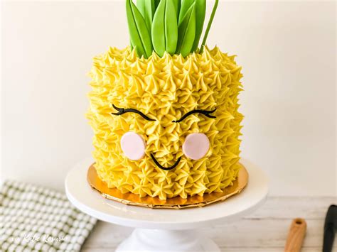 tropical-pineapple-cake-thats-super-easy-fun-to-make image