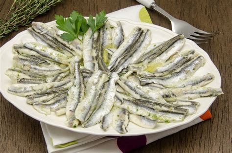 anchovies-marinated-in-vinegar-boquerones-en-vinagre image
