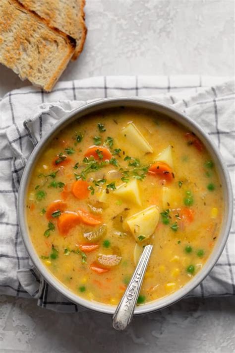 creamy-vegetable-soup-feelgoodfoodie image