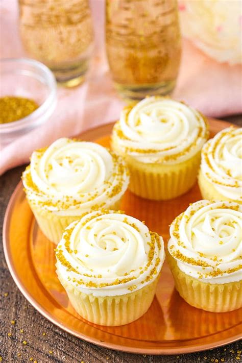 moist-champagne-cupcakes-recipe-new-years image
