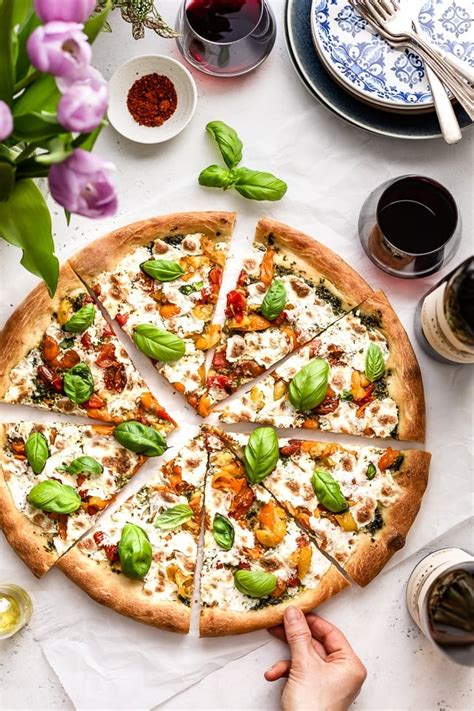 caprese-pizza-recipe-ready-in-30-min-foolproof image