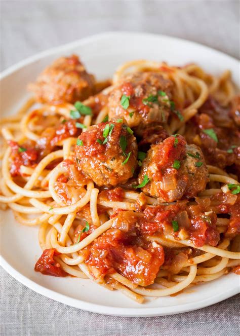 how-to-make-meatballs-the-easiest-simplest-method image
