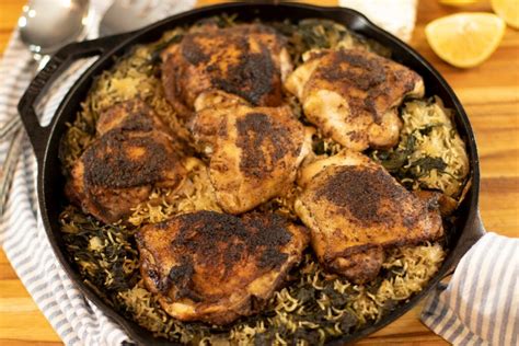 one-pan-spinach-rice-with-chicken-greek image