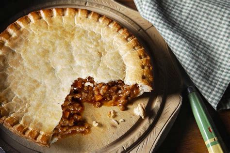 5-ways-to-cook-traditional-meat-pies-fine-dining-lovers image
